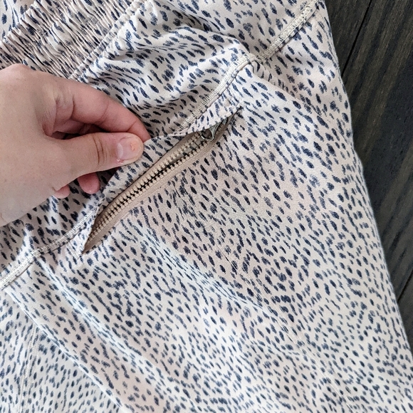 Lululemon Step Lively CropDottie Dash Grain Black - Picture 3 of 10